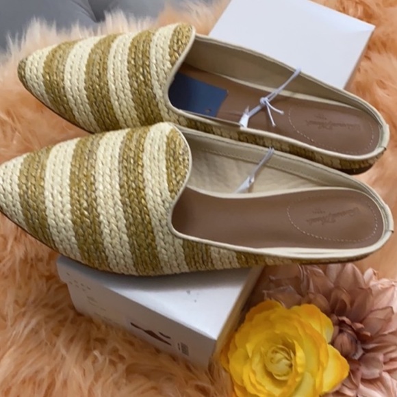 Mule Slide Shoes Cream/Tan Woven Wicker Material & Memory Foam Cushion Sz 6 NEW! - Picture 2 of 6